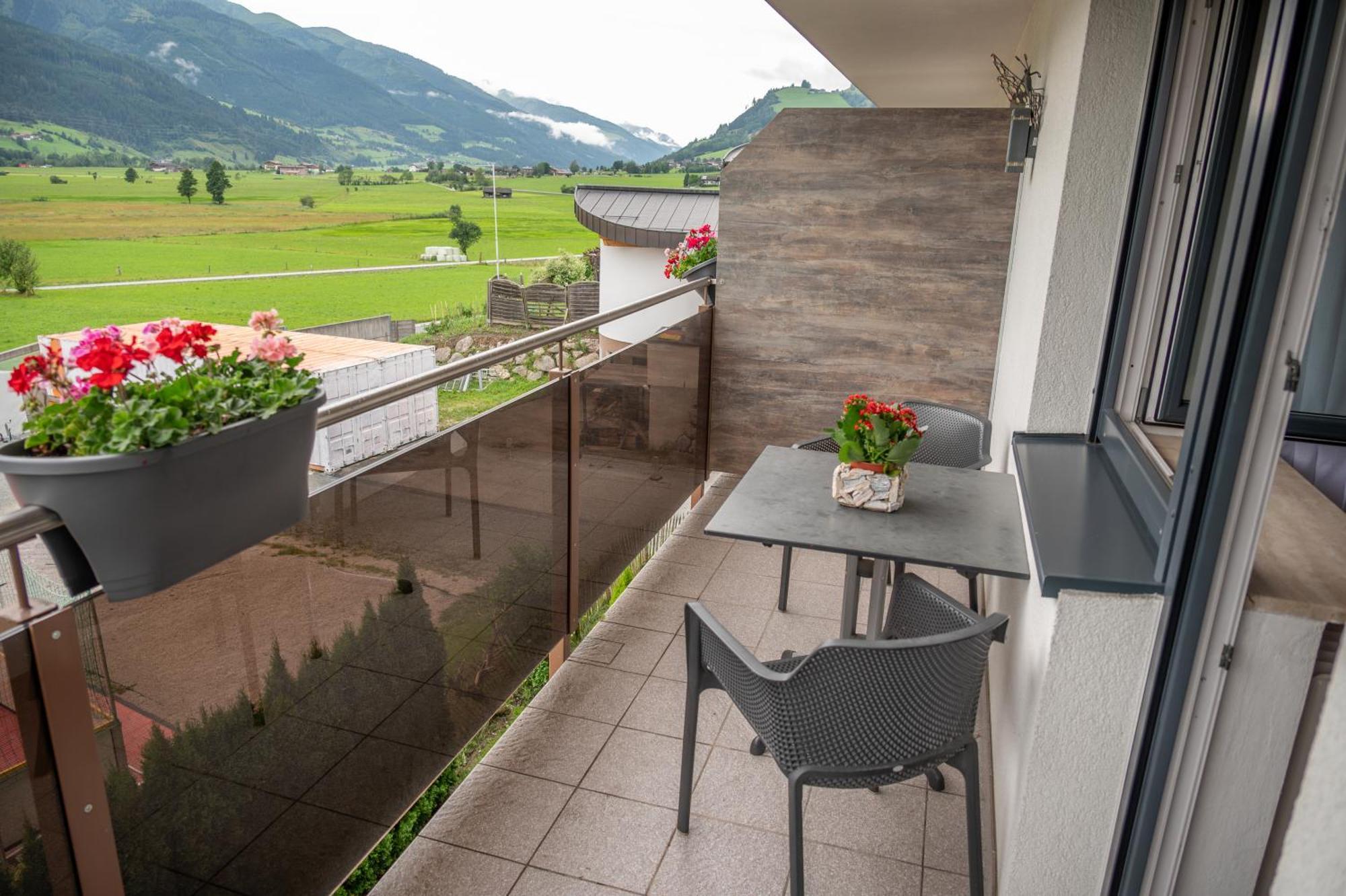 Haus Piesendorf Apartment Exterior foto